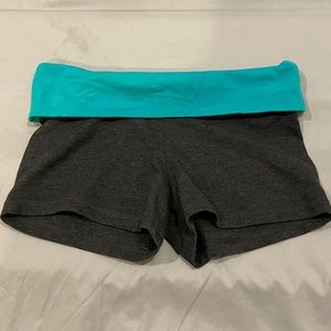 ⚡️SO Perfect Yoga Shorts Teal/Gray Medium